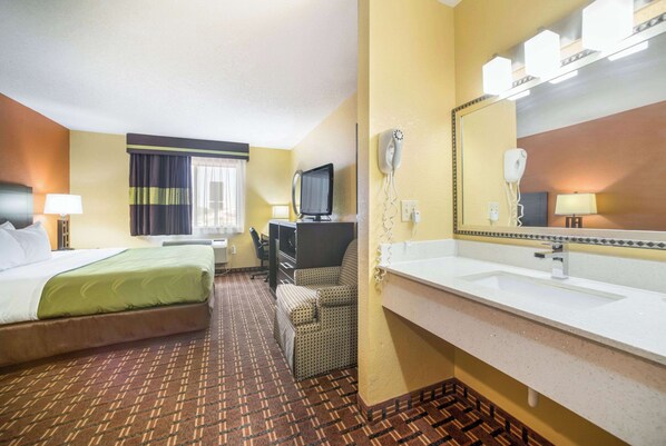Standard Room, 1 King Bed, Non Smoking