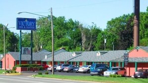 Unclassified image, 4 of 9, button - A Victory Inn & Suites - Detroit (Detroit)