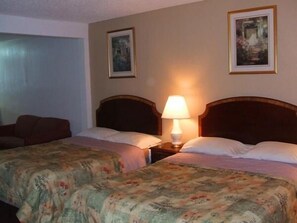 Iron/ironing board, free WiFi, bed sheets