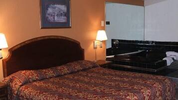 Fer et planche à repasser, Wi-Fi gratuit, draps fournis