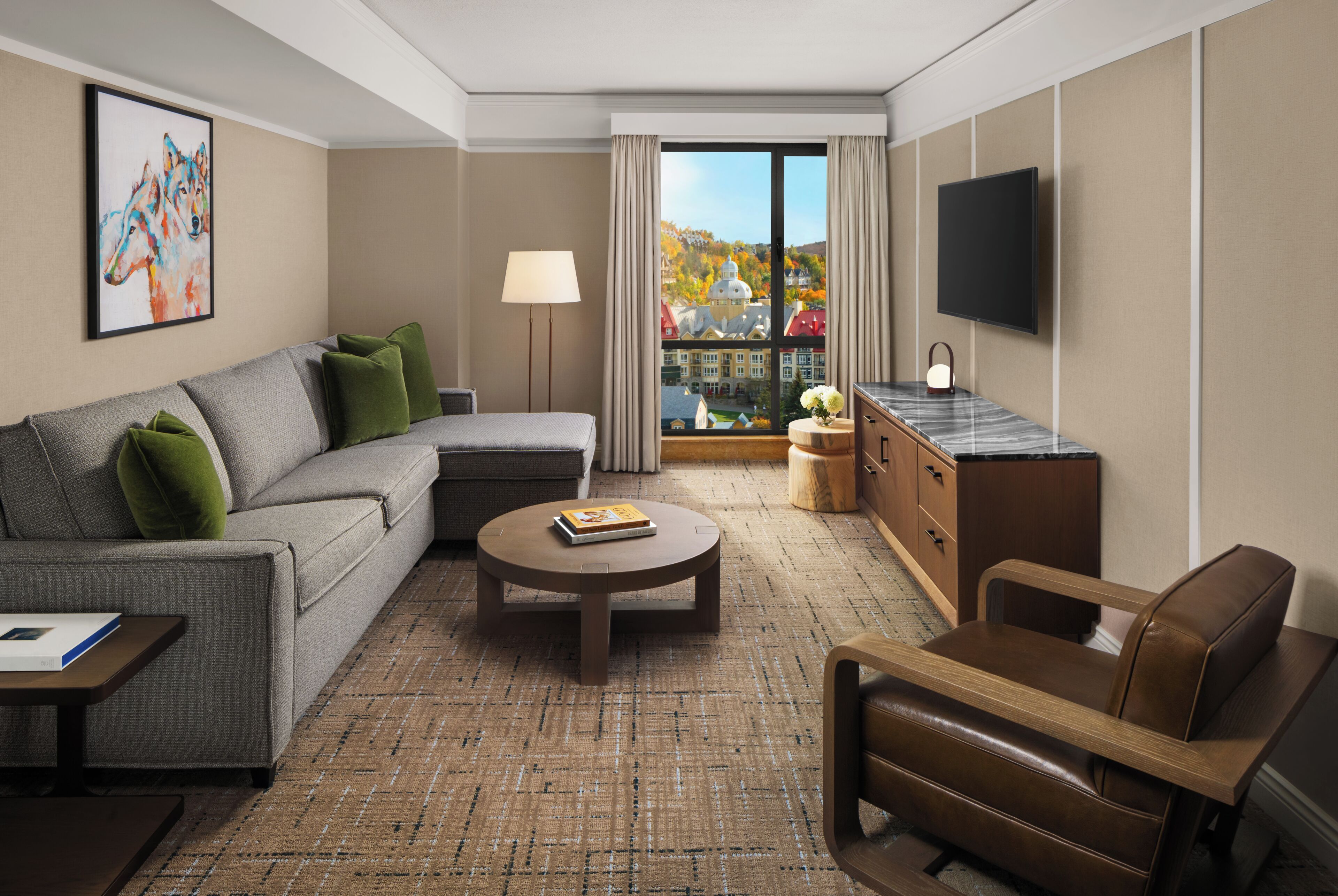 Luxury-Zimmer, 1 King-Bett, Eckzimmer (Residence) | Allergikerbettwaren, Zimmersafe, Schreibtisch