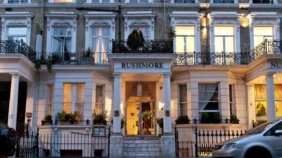 Rushmore Hotel