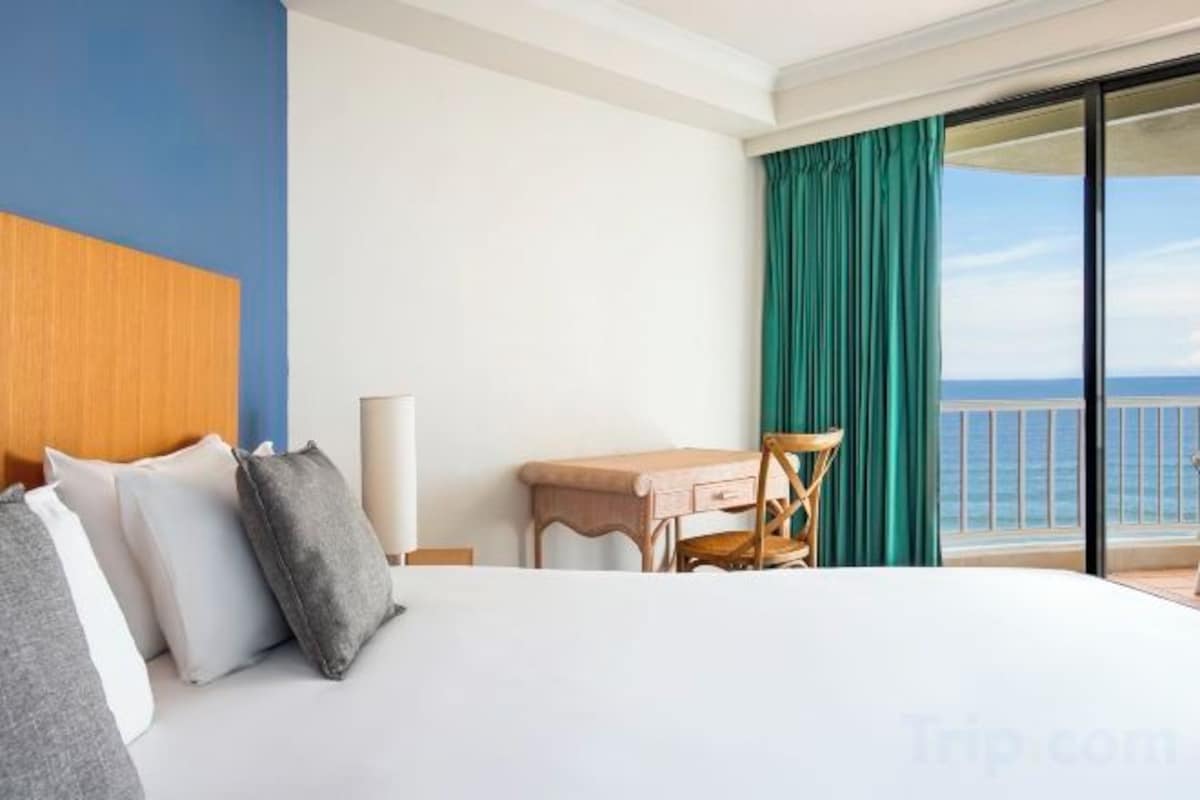 One Bedroom Room