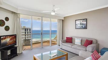 Apartment, 2 Bedrooms | In-room safe, iron/ironing board, cots/infant beds, rollaway beds