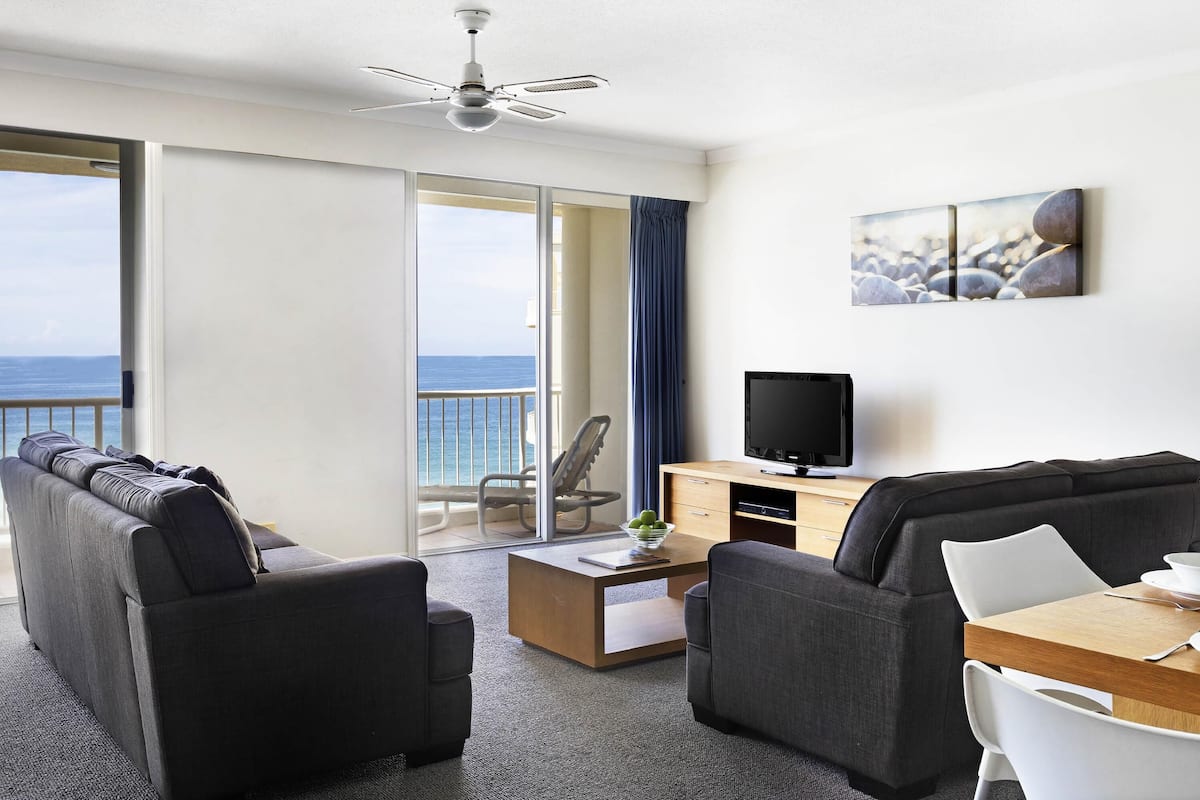 Room, 1 Bedroom | 3 bedrooms, in-room safe, iron/ironing board, cribs/infant beds
