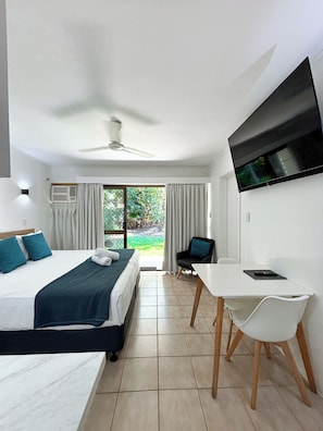 Superior Studio | Iron/ironing board, bed sheets, alarm clocks