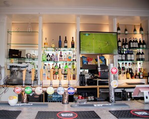 Bar (in der Unterkunft)