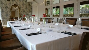 Banquet hall - Episode Hotels (Royal Leamington Spa)