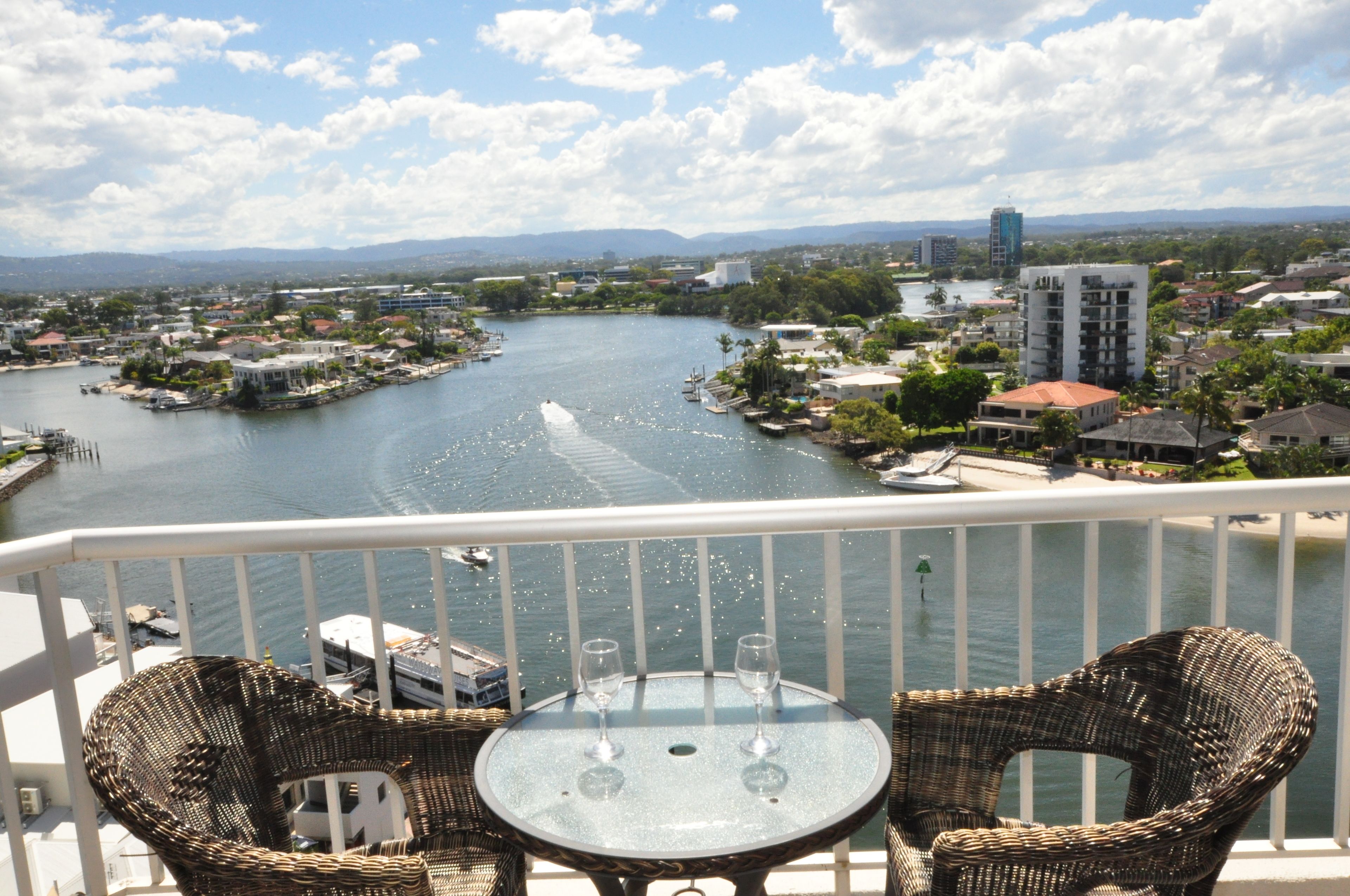Moorings On Cavill — image 12