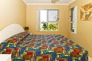 1 bedroom, individually decorated, individually furnished