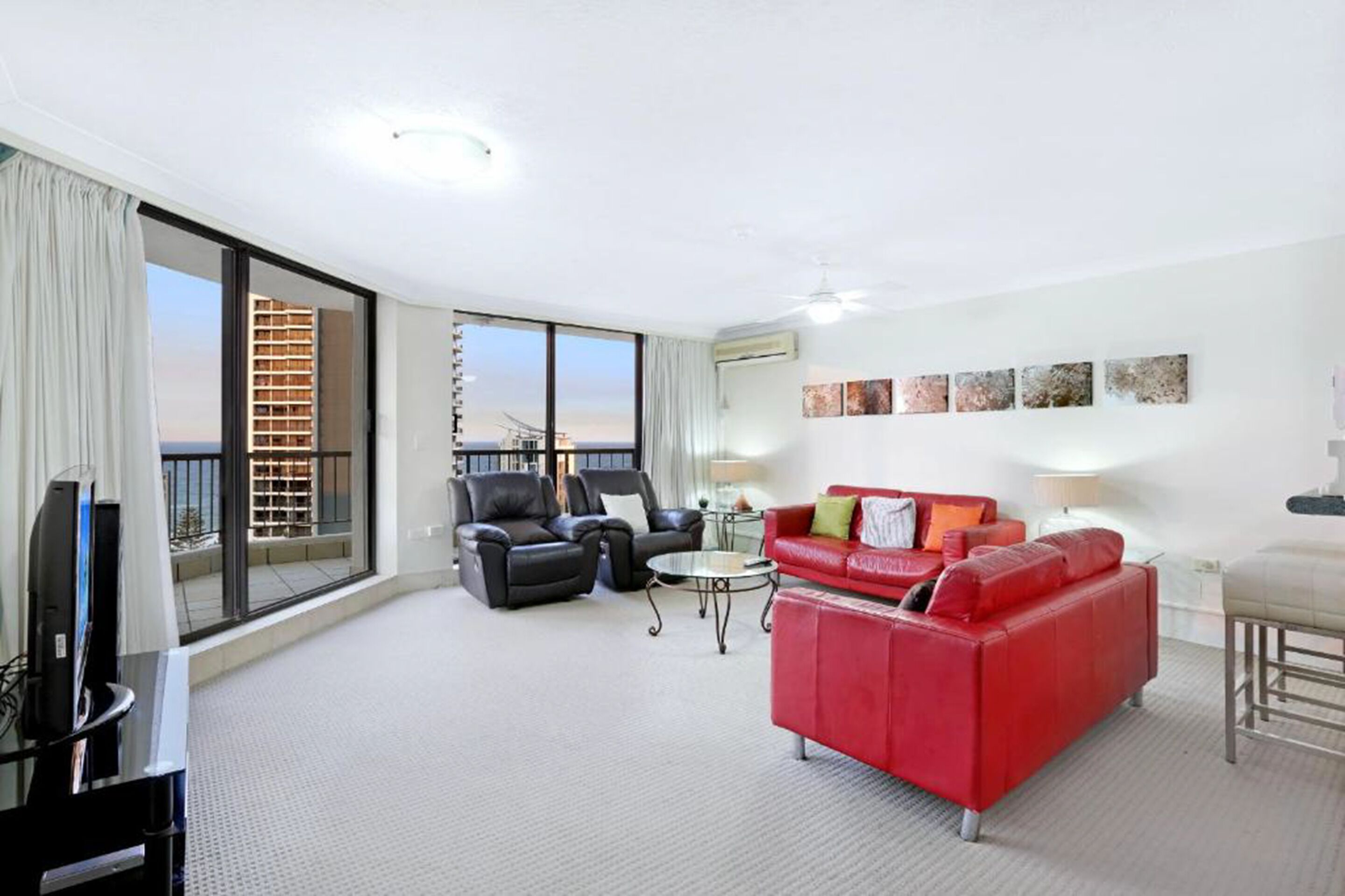 Genesis Apartments by Gold Coast Premium — image 13