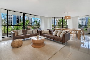 3 Bedroom Superior Apartment | Living area | Flat-screen TV, table tennis
