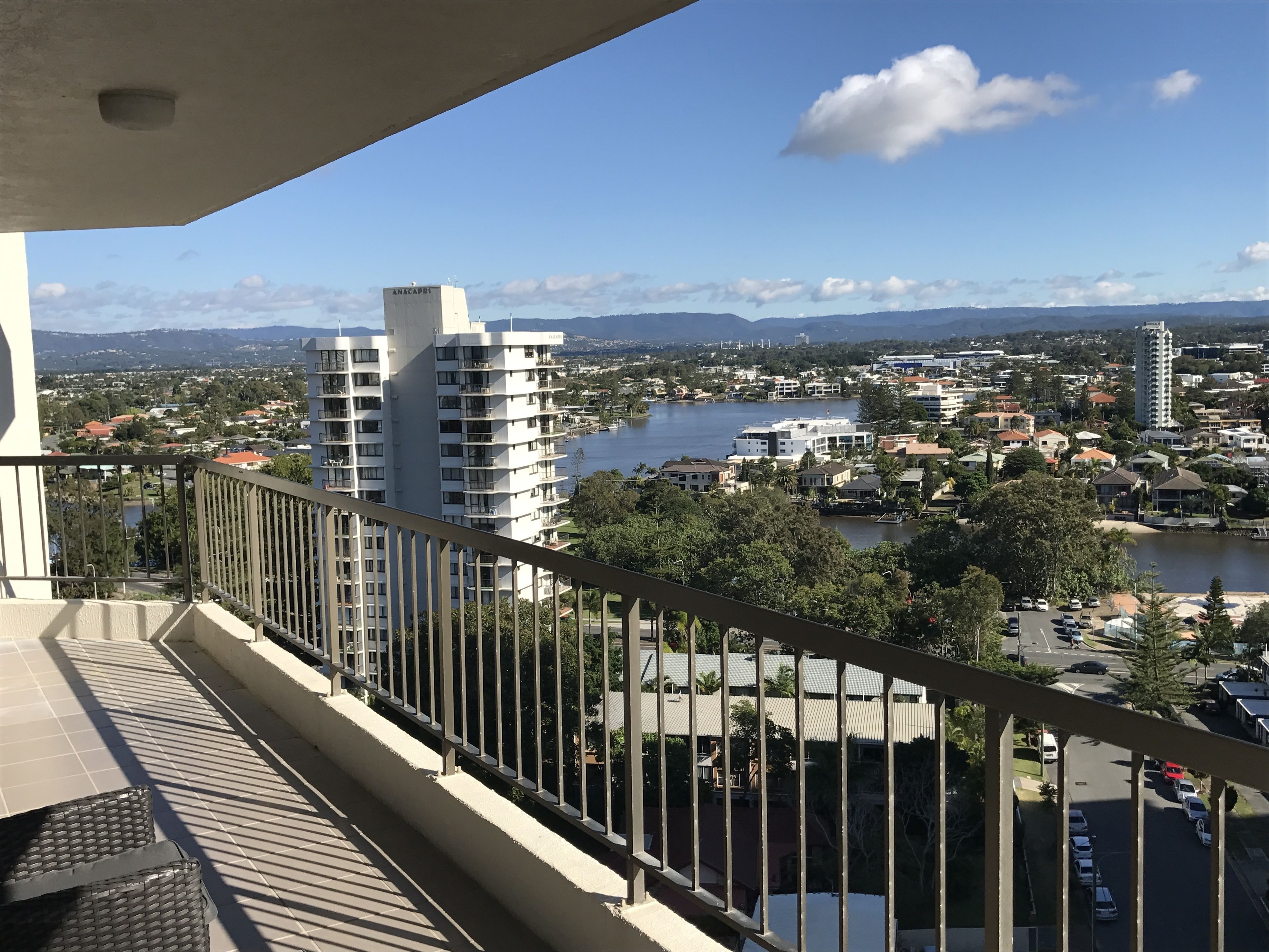 Genesis Apartments by Gold Coast Premium — image 2