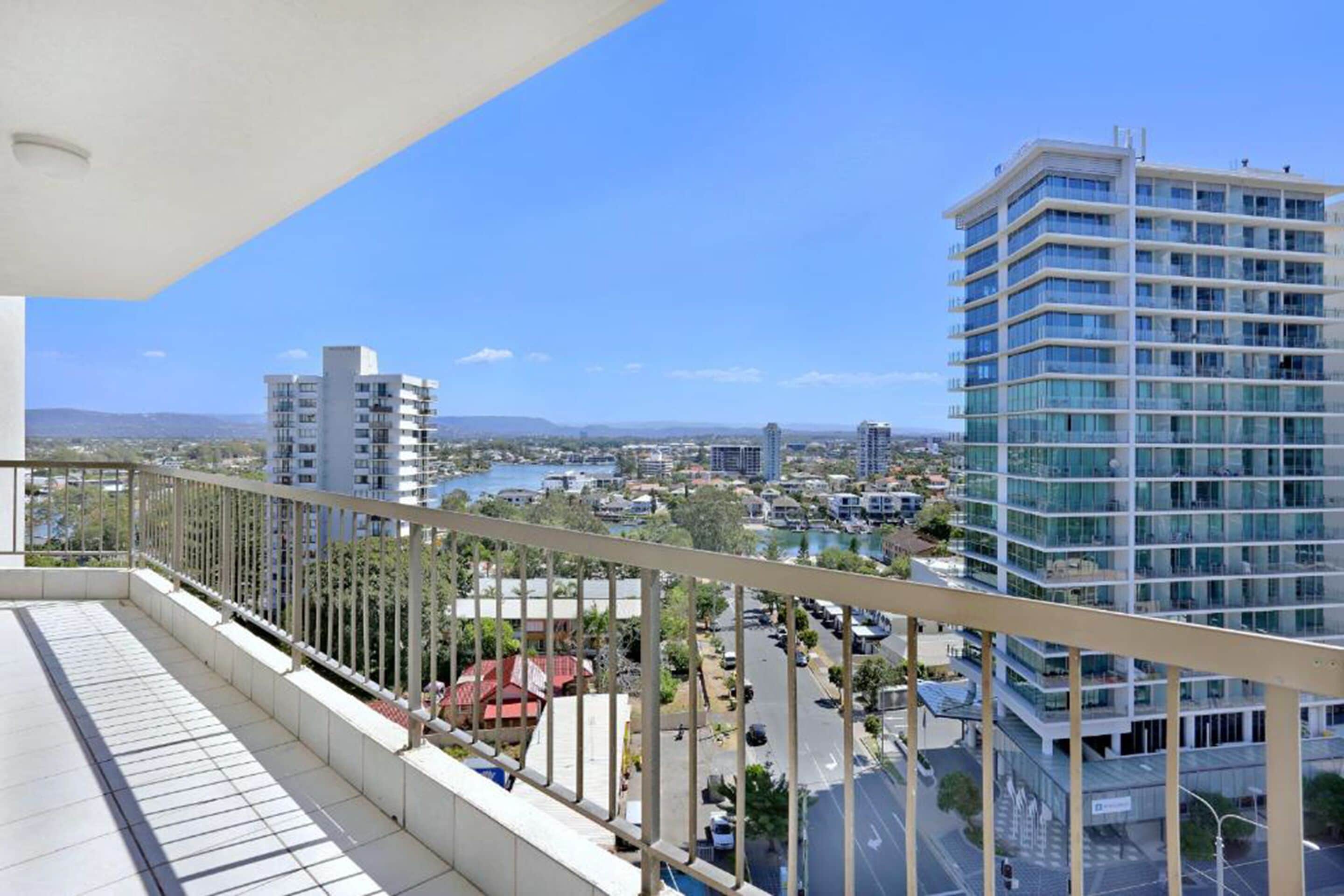 Genesis Apartments by Gold Coast Premium — image 19