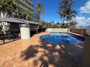 室外游泳池