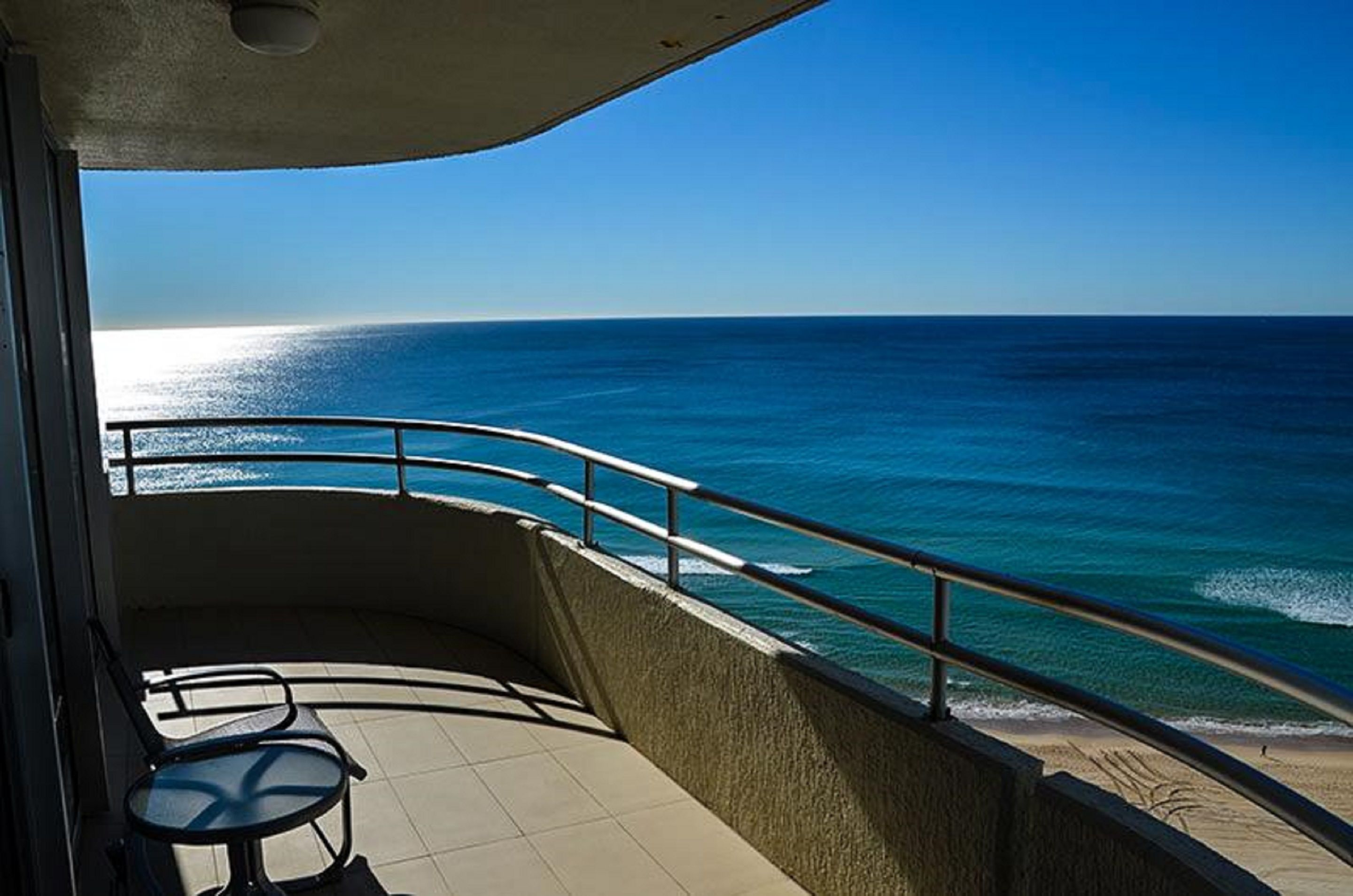 Zenith Ocean Front Apartments — image 5