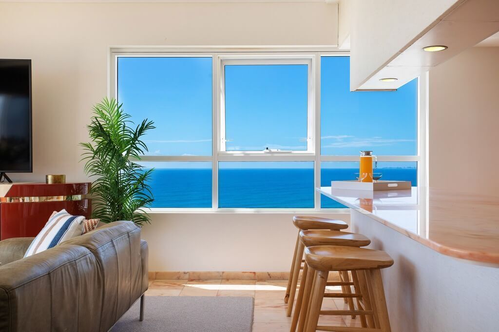 Zenith Ocean Front Apartments — image 9