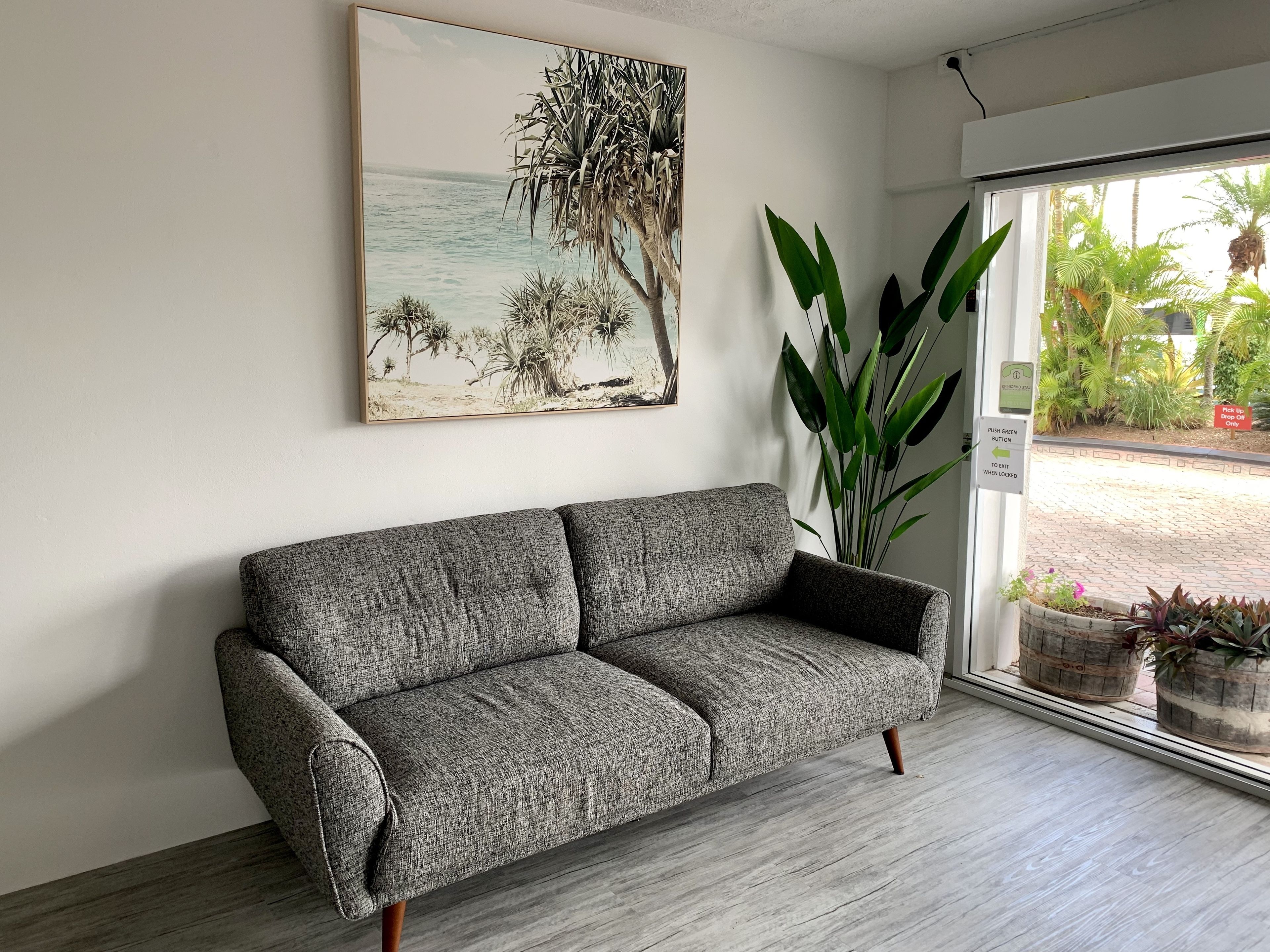 Photo - Outrigger Burleigh