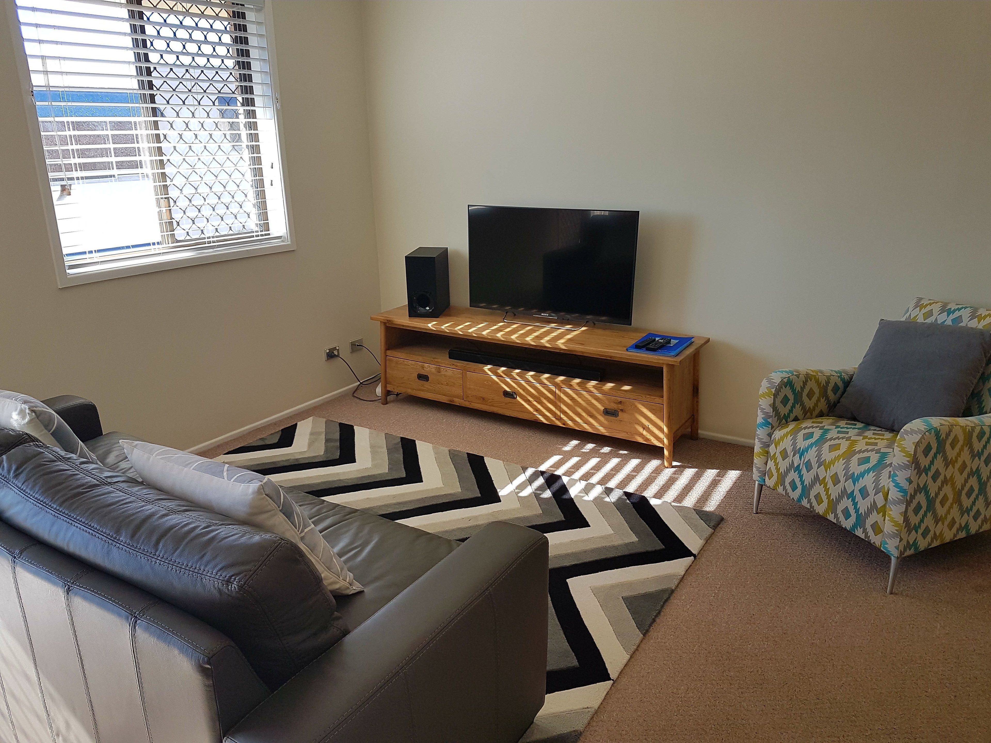 Photo - Outrigger Burleigh