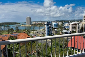 Chambre Exécutive, vue fleuve | Vue depuis le balcon