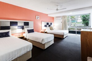 Individually decorated, individually furnished, iron/ironing board - Greenmount Beach House (Coolangatta)