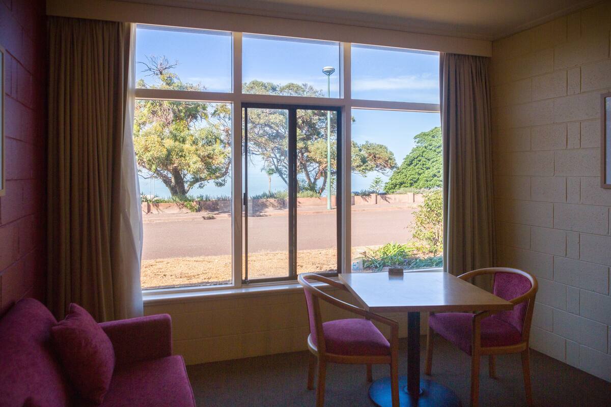 Standard Room, Non Smoking (Ocean View Room) | Iron/ironing board (on request), free WiFi, bed sheets