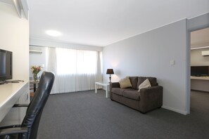 Executive Spa Suite  | Living area