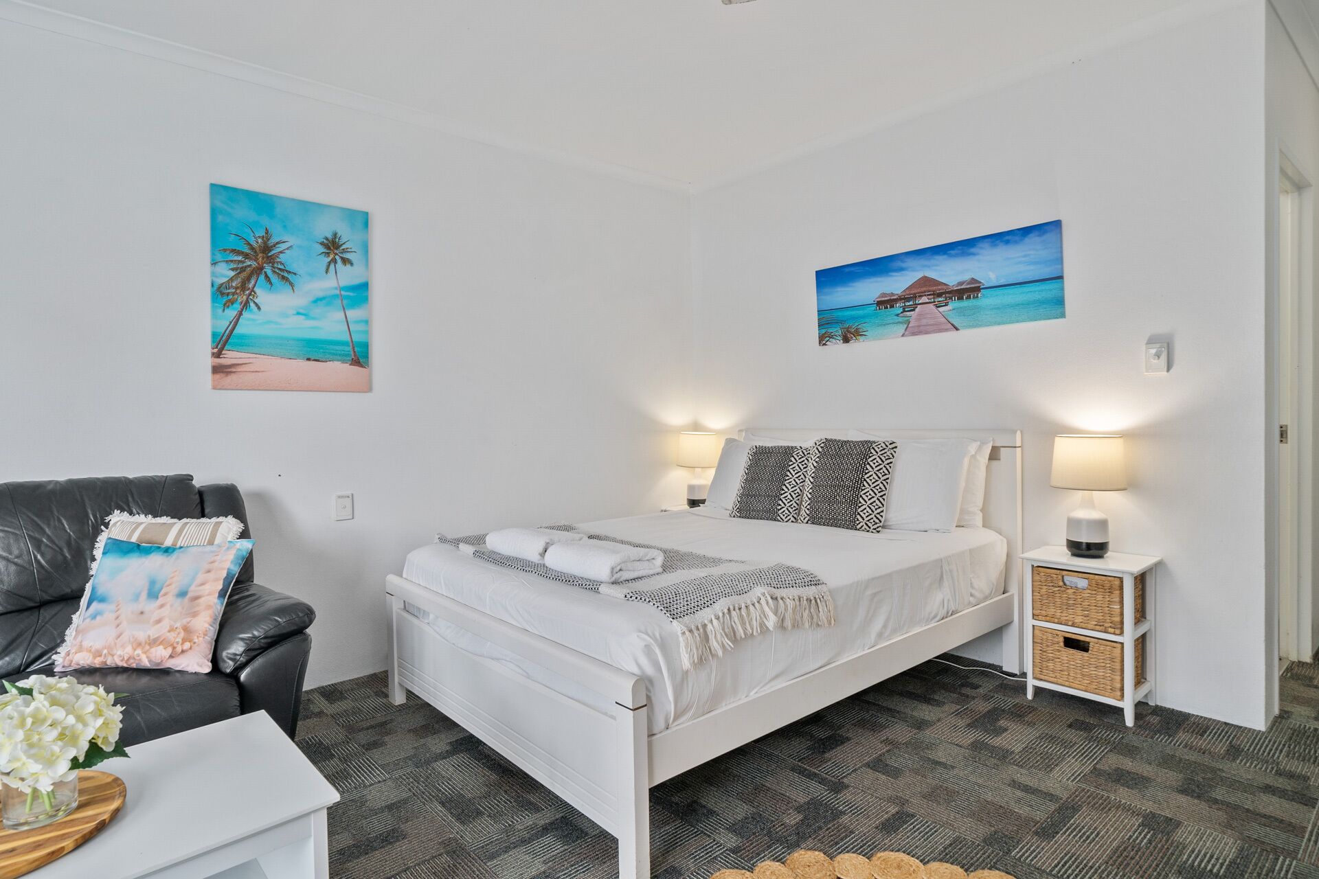 Pool View Suite | Individually decorated, individually furnished, laptop workspace