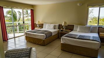 Family Room, Non Smoking, Kitchenette