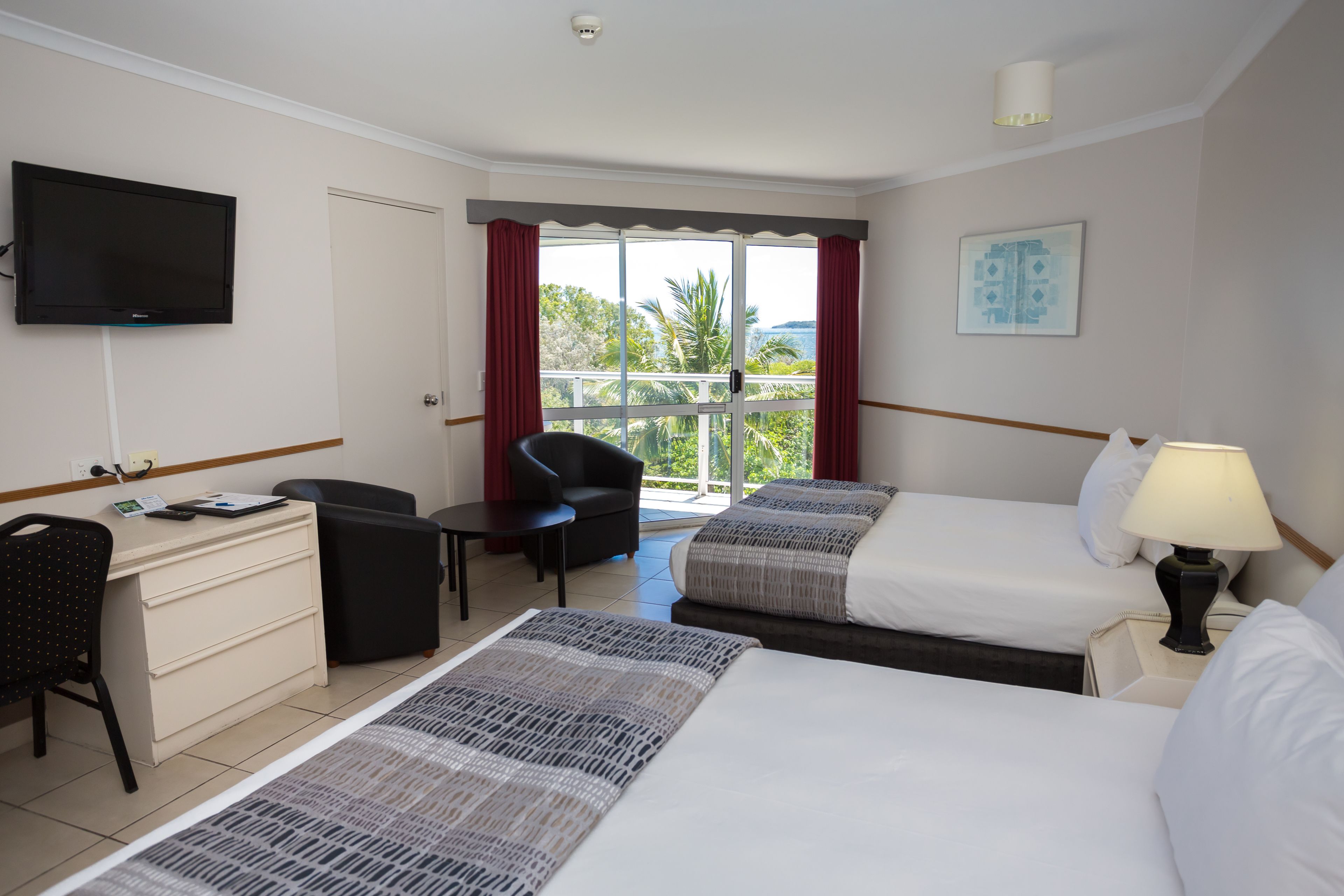 standard twin room, 2 double beds (pacific room) | iron/ironing board, cots/infant beds, free wifi, bed sheets