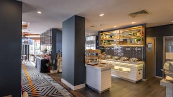 Daily buffet breakfast (AUD 22 per person)