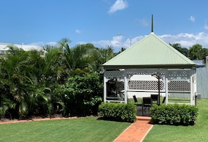 Gazebo - Rydges Southbank Townsville (South Townsville)
