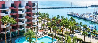 Hotel Coral And Marina