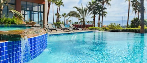 Indoor pool, outdoor pool