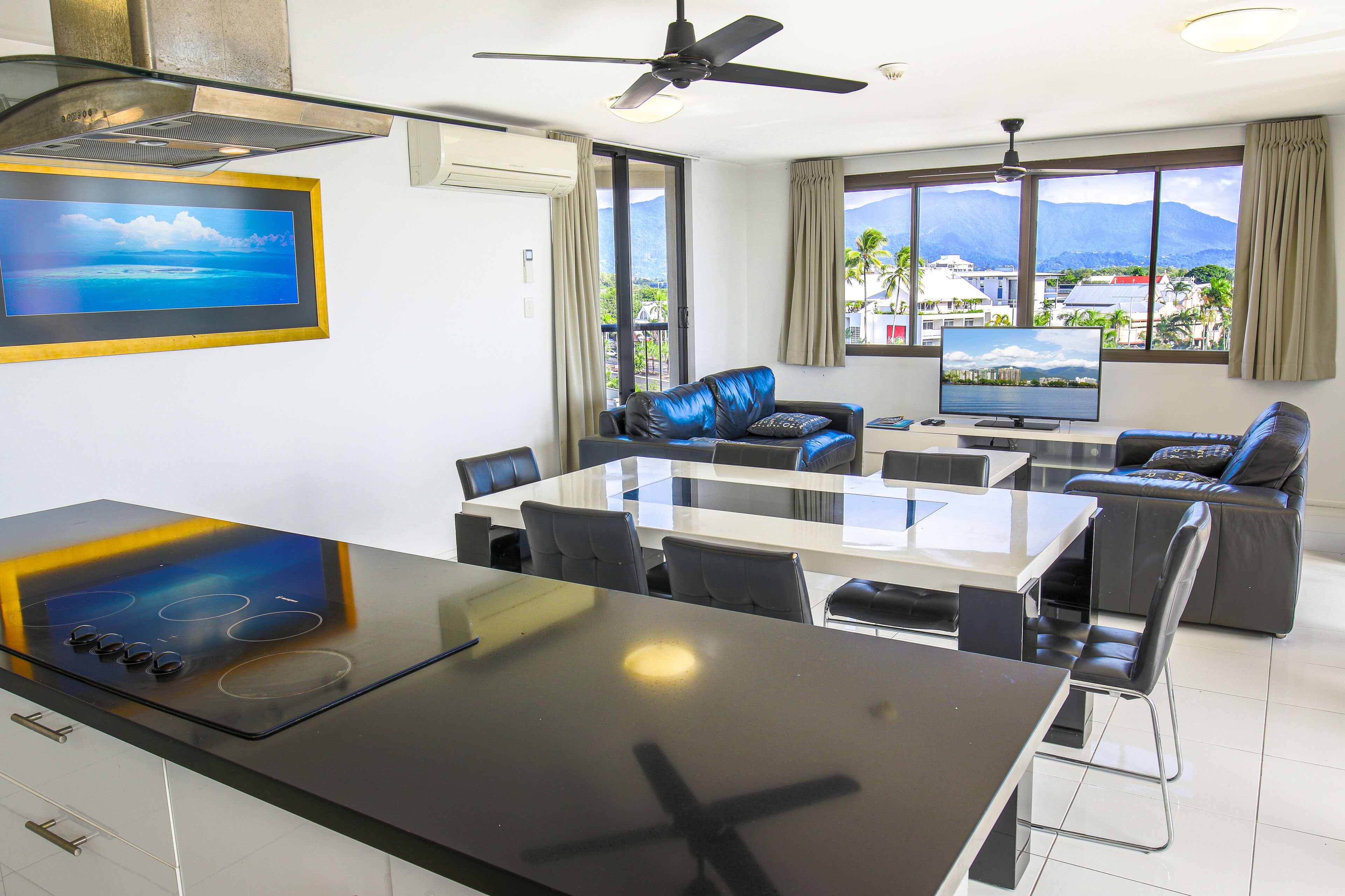 Premium Apartment, 2 Bedrooms, Non Smoking, Kitchen | Living area | Flat-screen TV