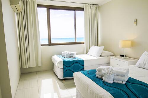 Premium Plus 2 Bedroom Apartment | Premium bedding, soundproofing, iron/ironing board, free WiFi