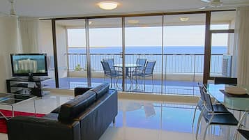 Departamento Premium, 2 habitaciones, vista al océano, frente al mar | Vista del balcón