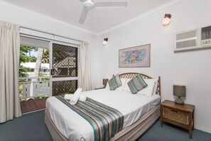 Căn hộ Tiêu chuẩn, 3 phòng ngủ, khu vực vườn | Bộ đồ giường cao cấp, nệm Select Comfort, phòng cách âm 