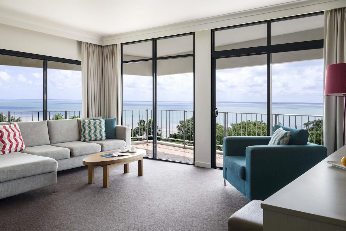 Lägenhet - 3 sovrum | Individuell inredning, unika möbler, skrivbord och ljudisolering