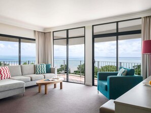 Exterior - Mantra on the Esplanade (Darwin)