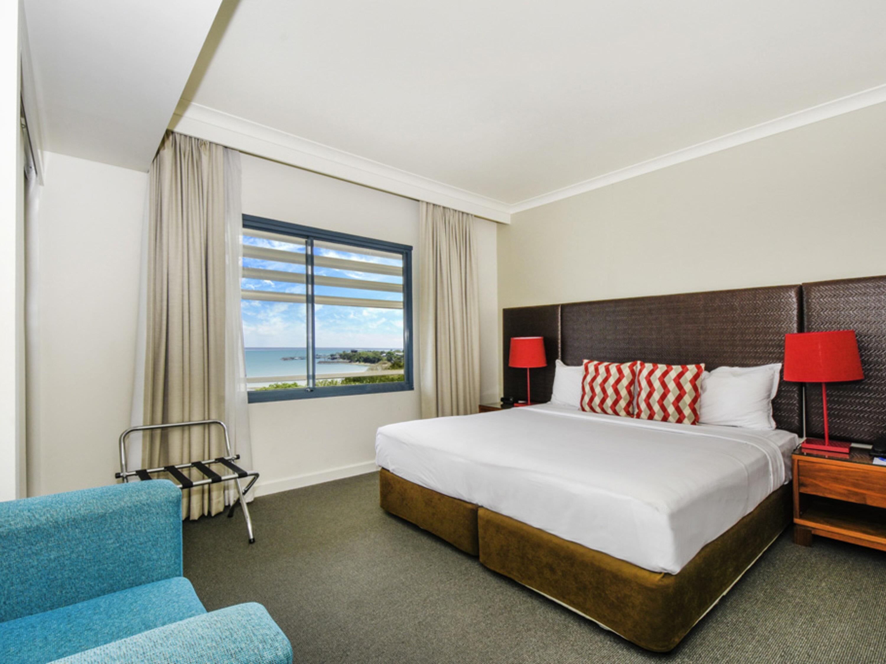 Apartment, 2 Bedrooms | Individually decorated, individually furnished, desk, soundproofing