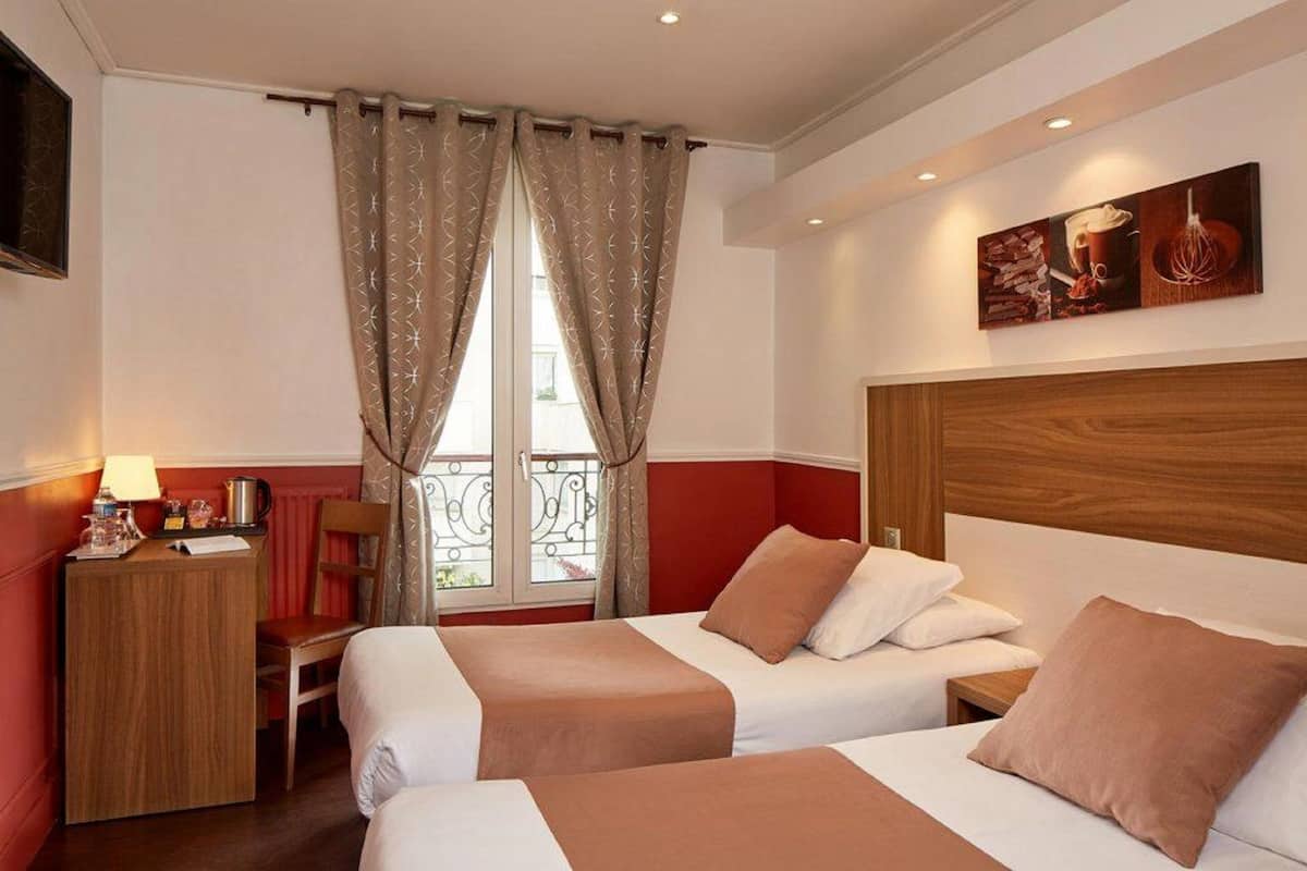 Twin Room courtesy