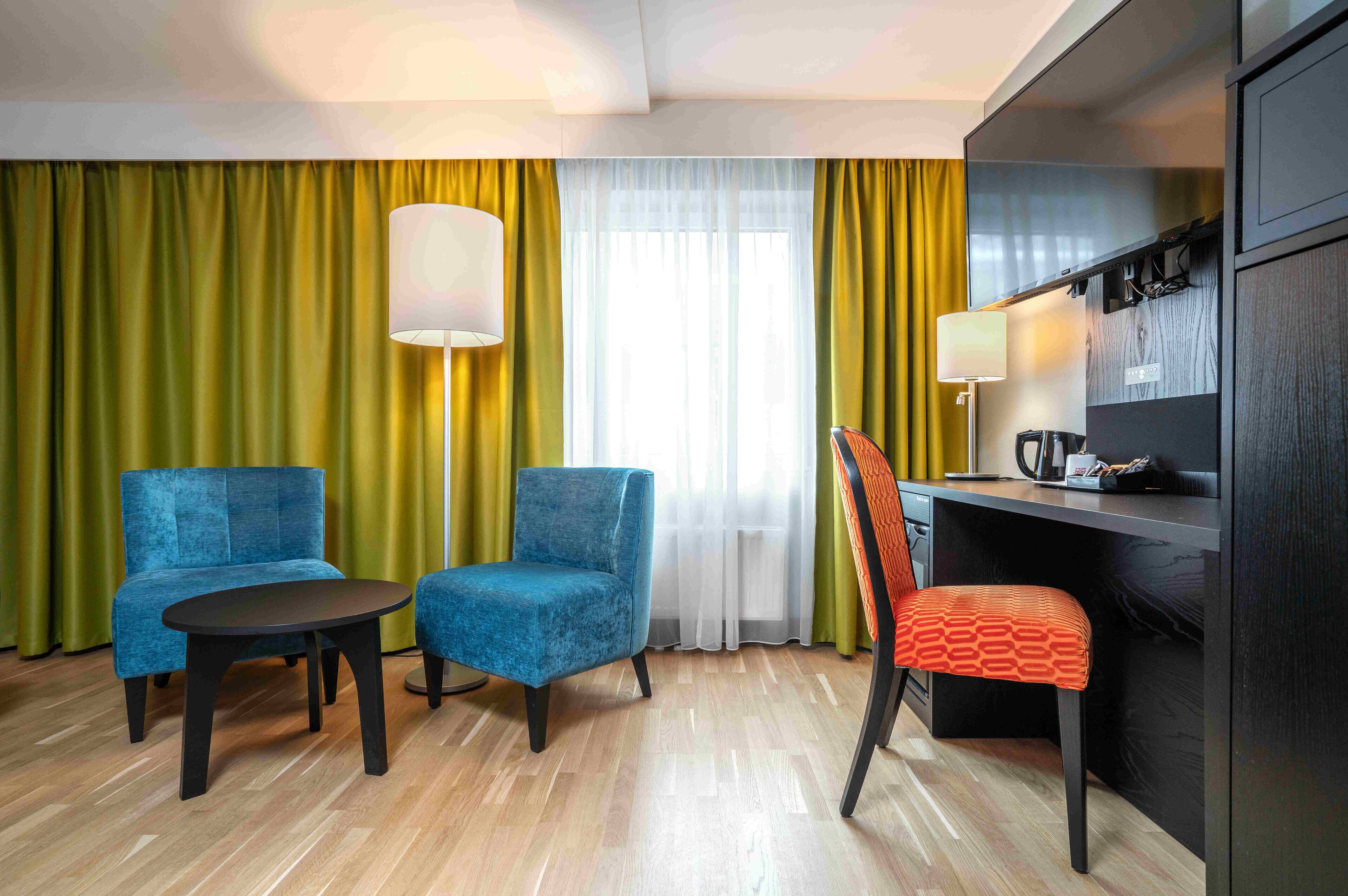 standard double room, non smoking | 1 bedroom, minibar, desk, soundproofing