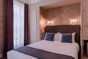 In-room safe, individually furnished, desk, soundproofing