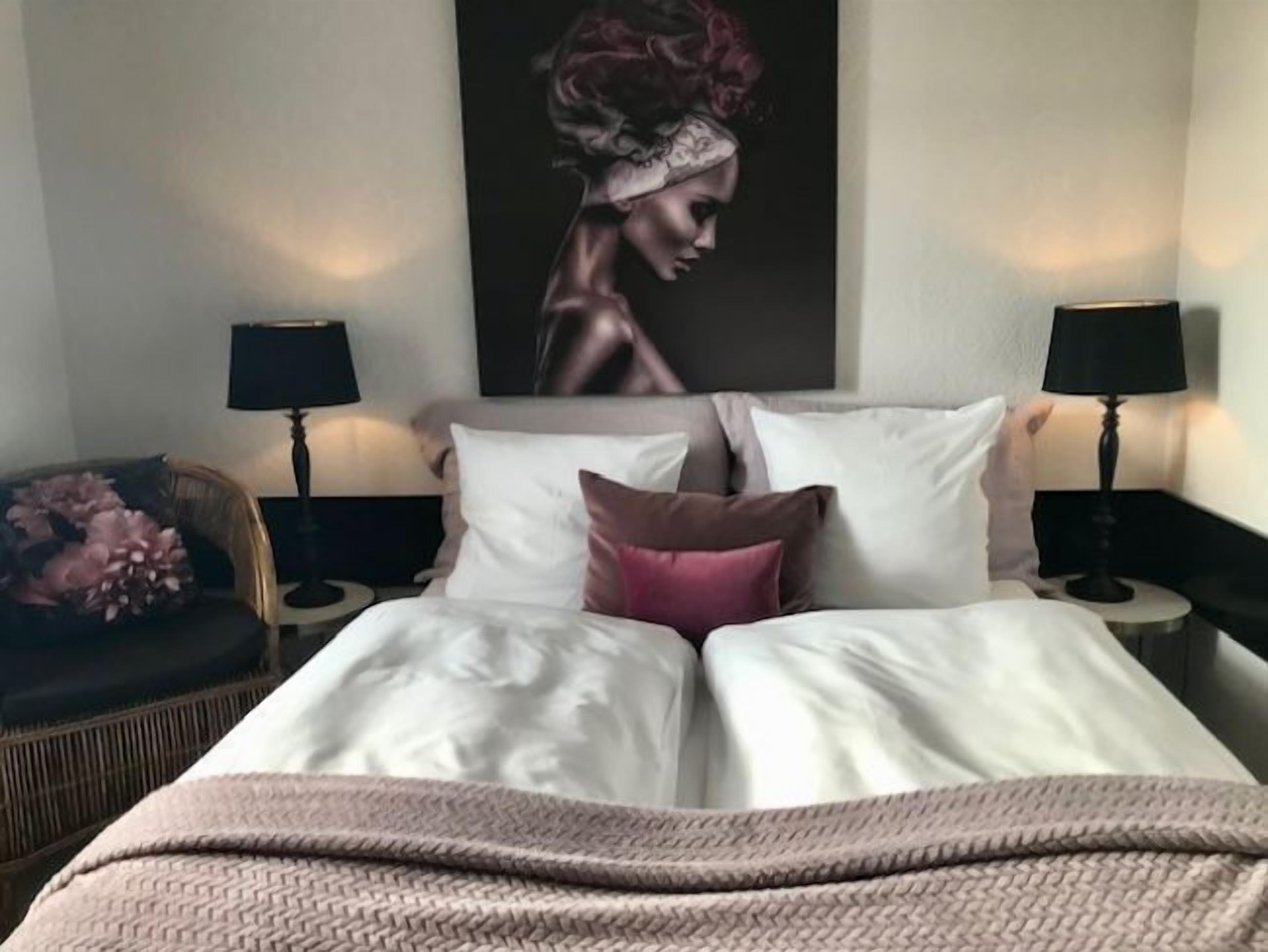 superior double room | 1 bedroom, hypo-allergenic bedding, down duvets, minibar