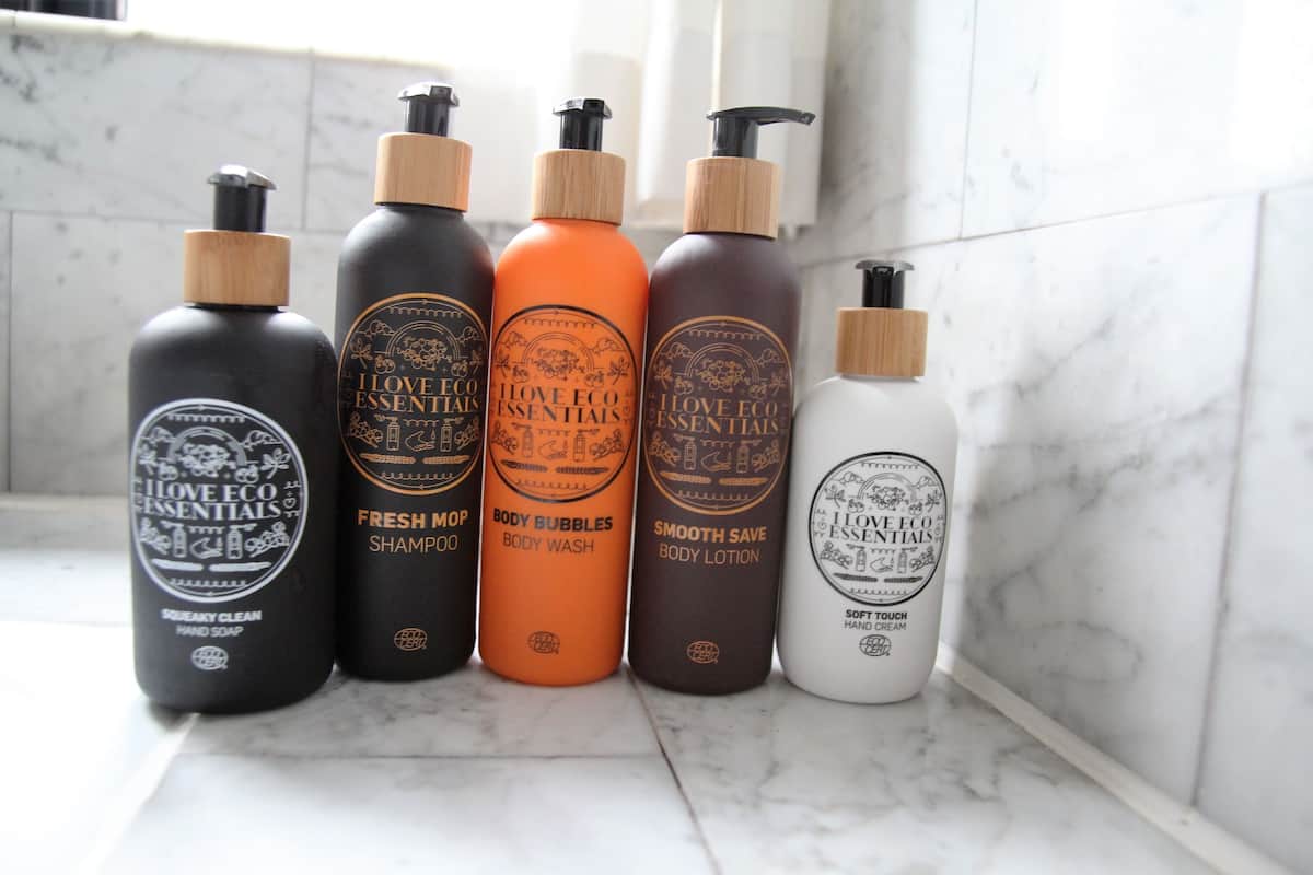 classic suite | bathroom amenities | hair dryer, bathrobes