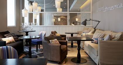 Hotel America