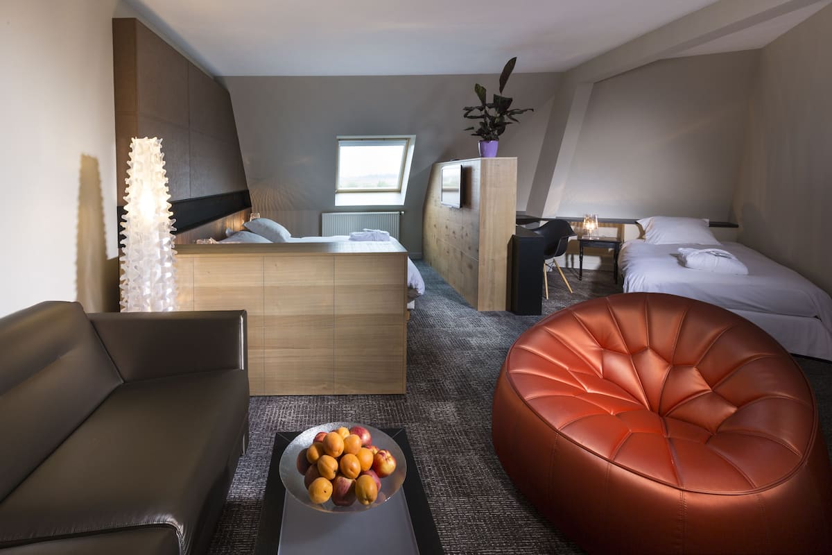 1 bedroom, premium bedding, minibar, in-room safe