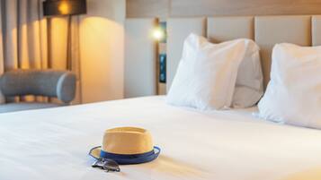 Deluxe-Doppelzimmer, Terrasse | Hochwertige Bettwaren, Minibar, Zimmersafe, Schreibtisch