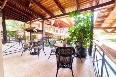 El Rodeo Estancia Boutique Hotel & Steakhouse